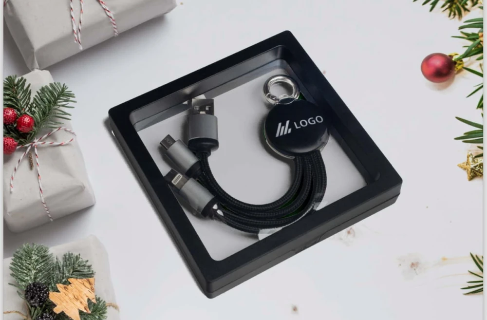 Personalizowany Świąteczny Kabel USB z Grawerem
